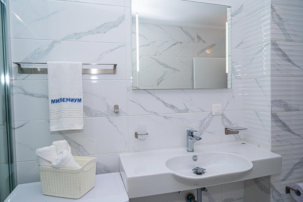 Sea View Apartment With Free Parking Поморие Екстериор снимка