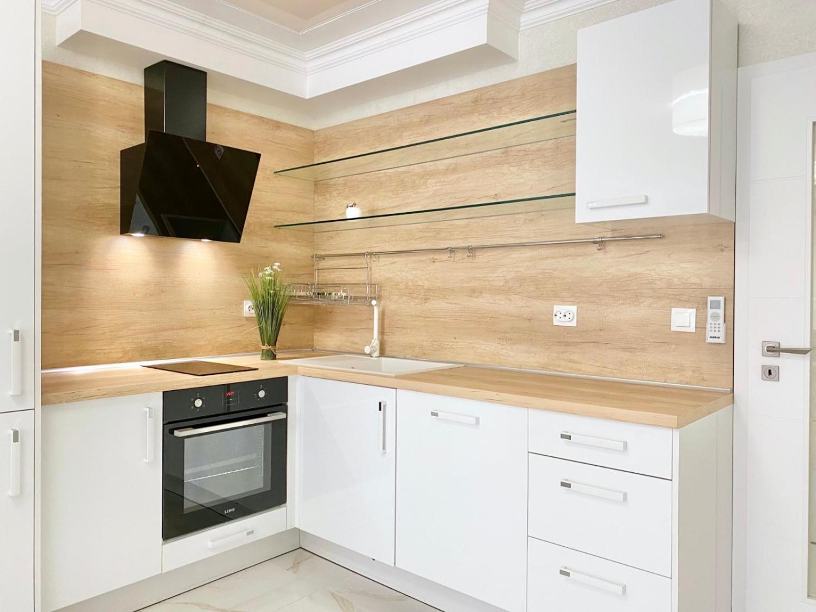 Sea View Apartment With Free Parking Поморие Екстериор снимка